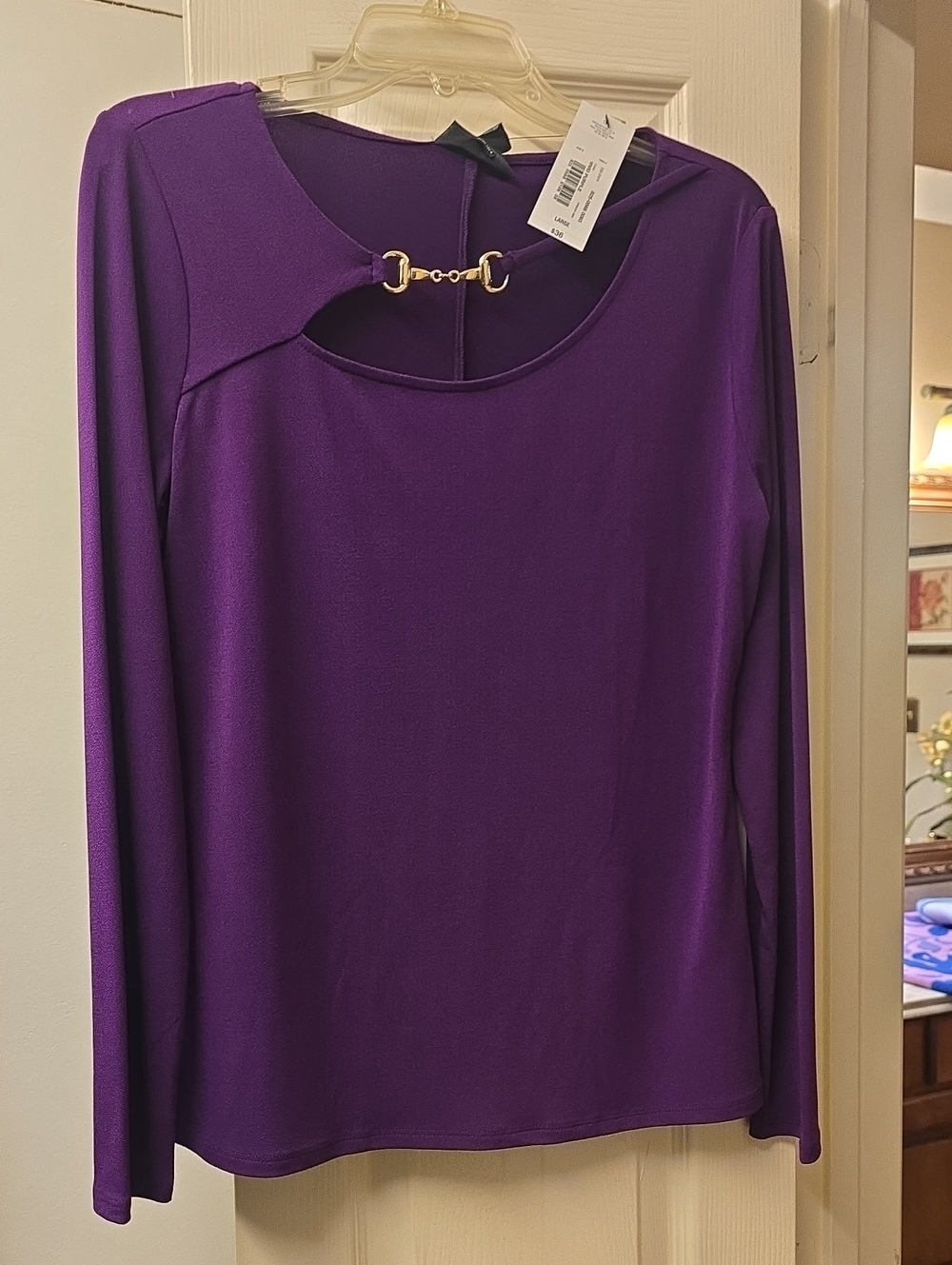 BOLD elements Purple Long Sleeve Cutout Blouse with Gold Accent [Large]